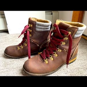 Kodiak Waterproof Womens Hiking Boots